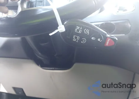 2015 Chrysler Town & Country Touring from USA, damaged, VIN 2C4RC1BG0FR587667